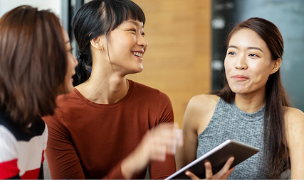 Illustration of educators connecting and collaborating with peers at Microsoft events